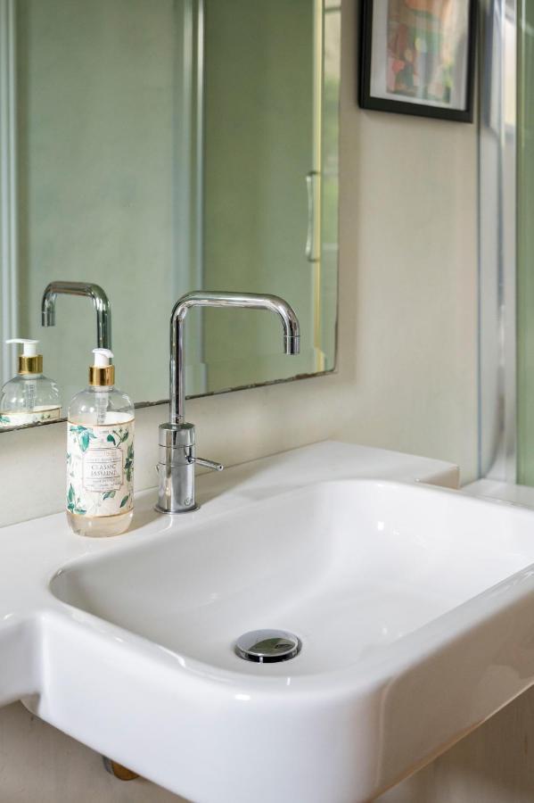 Boutique Apartment With Private Rooms And Garden Oasis Florencia Exterior foto